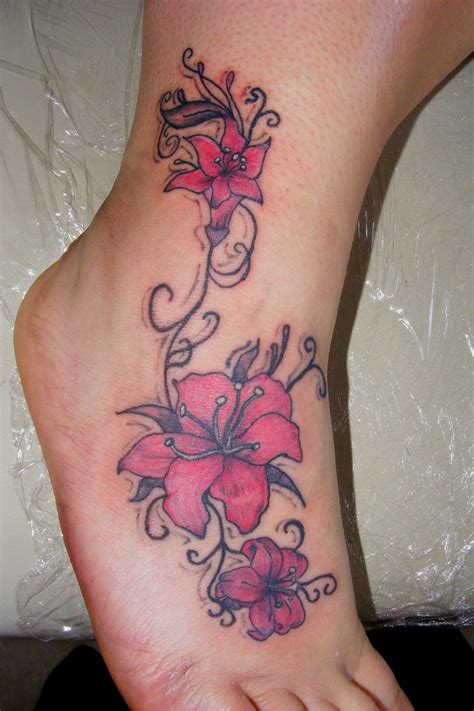 lily tattoo designs|More.